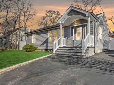 97 Lakewood Avenue, Ronkonkoma, NY, 11779