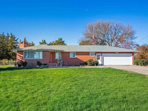 1790 S Baltimore Ave, Hastings, NE 68901