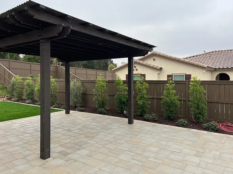 2522 Blackbird Gln — Photo 45