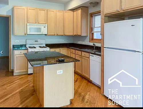 1101 W Cornelia Ave #2 Photo 1