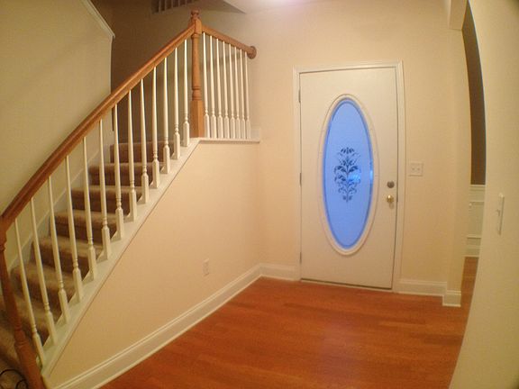 Foyer w/ Hardwood Entry