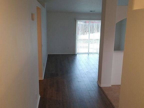 2nd image of 1404 E Crossroads Dr