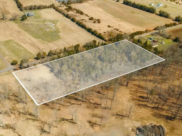 8772 Old Dumfries Rd, Catlett, VA 20119