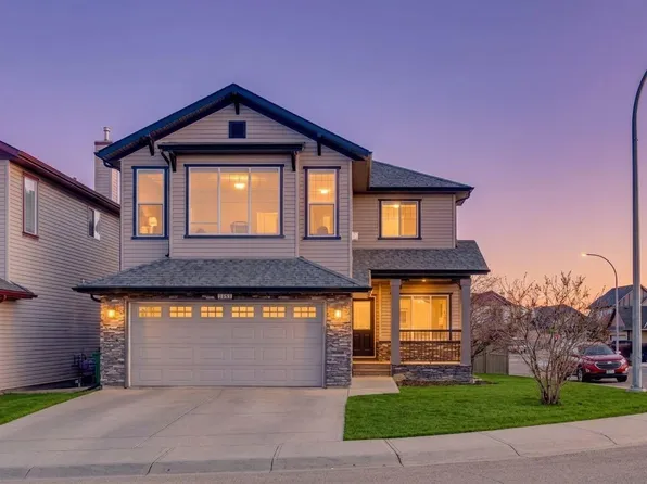 2841 Coopers Mnr SW, Airdrie, AB T4B 3J7