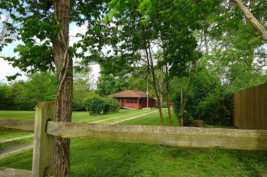 3219 Granger Rd photo 1