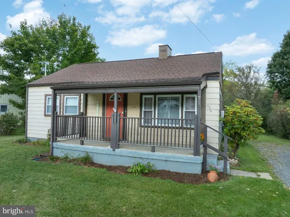 713 Boal Ave, Boalsburg, PA 16827