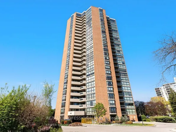 2000 Islington Ave #309, Toronto, ON M9P 3S7
