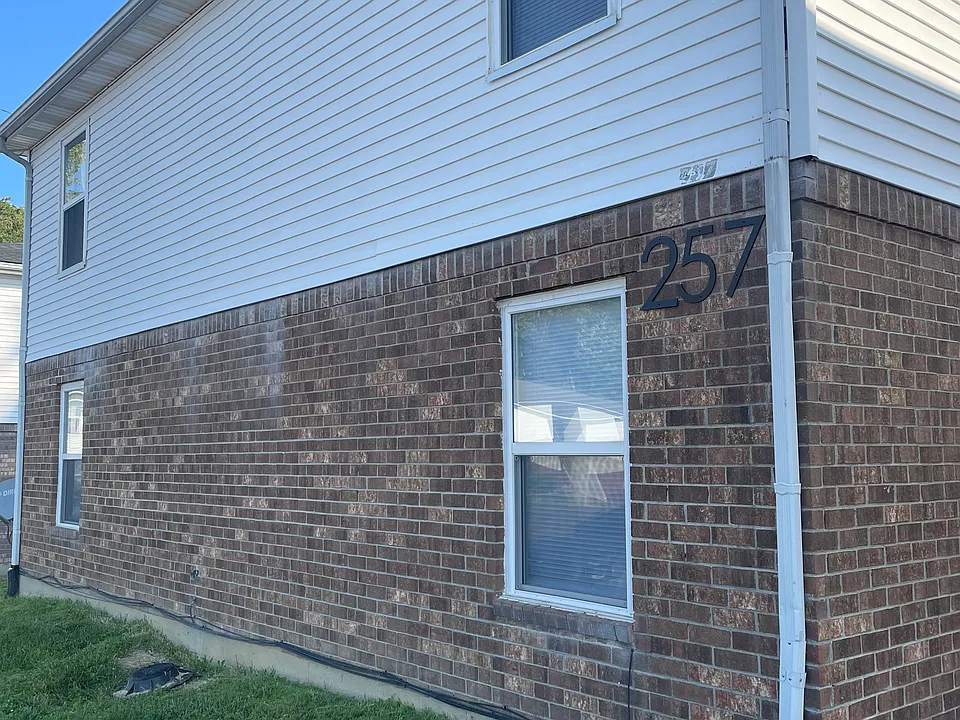 257 Fulkerson Dr #C