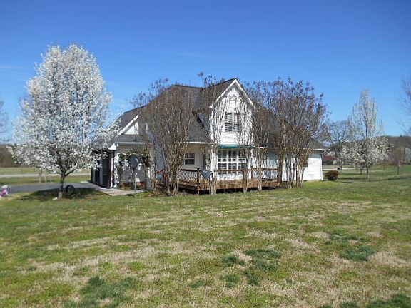 2nd image of 623 Tyson Dr