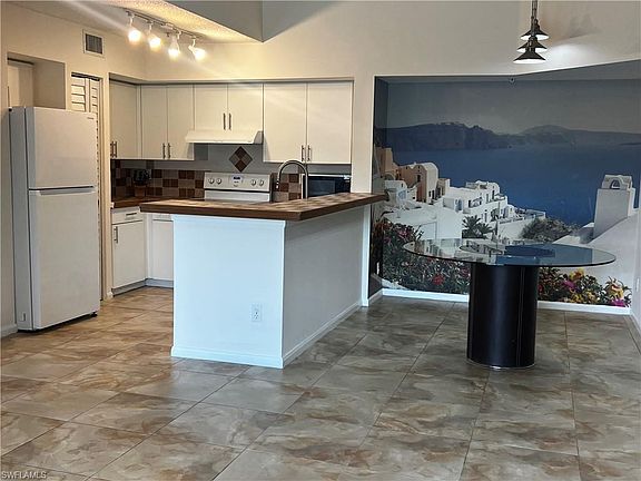 4th image of 1265 Wildwood Lakes BLVD #3-303
