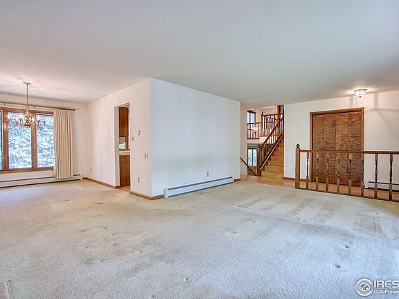 5th image of 1224 Camrose St