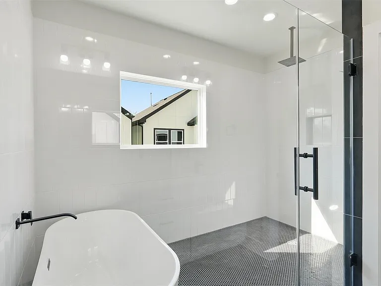 9405 Hammerly Blvd #B — Photo 21