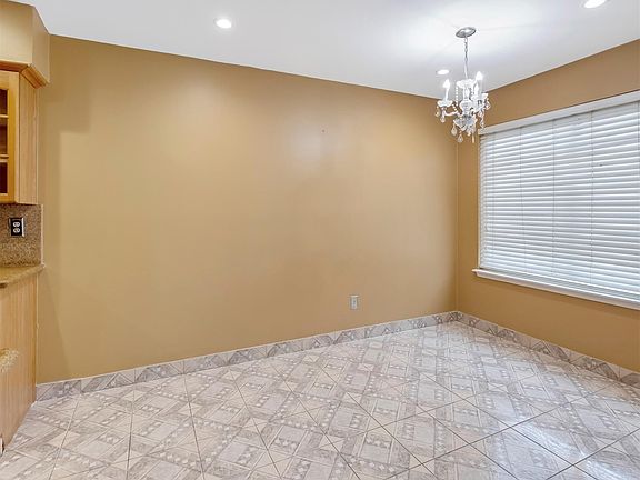 5th image of 2029 Highland Hills Dr