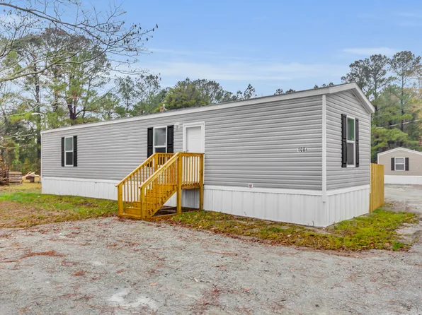 108 Gladewood Cir, New Bern, NC 28560