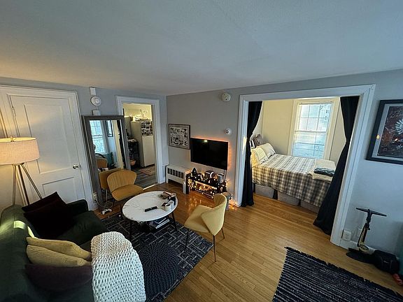 5th image of 134 South St #6