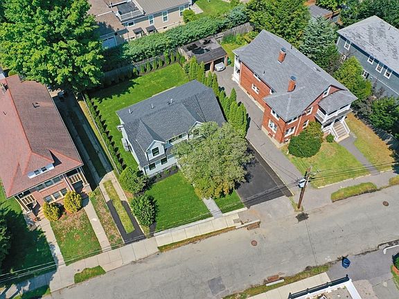 2nd image of 17 Kilburn Rd
