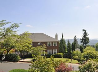 735 Pine View Ct, Eugene, OR