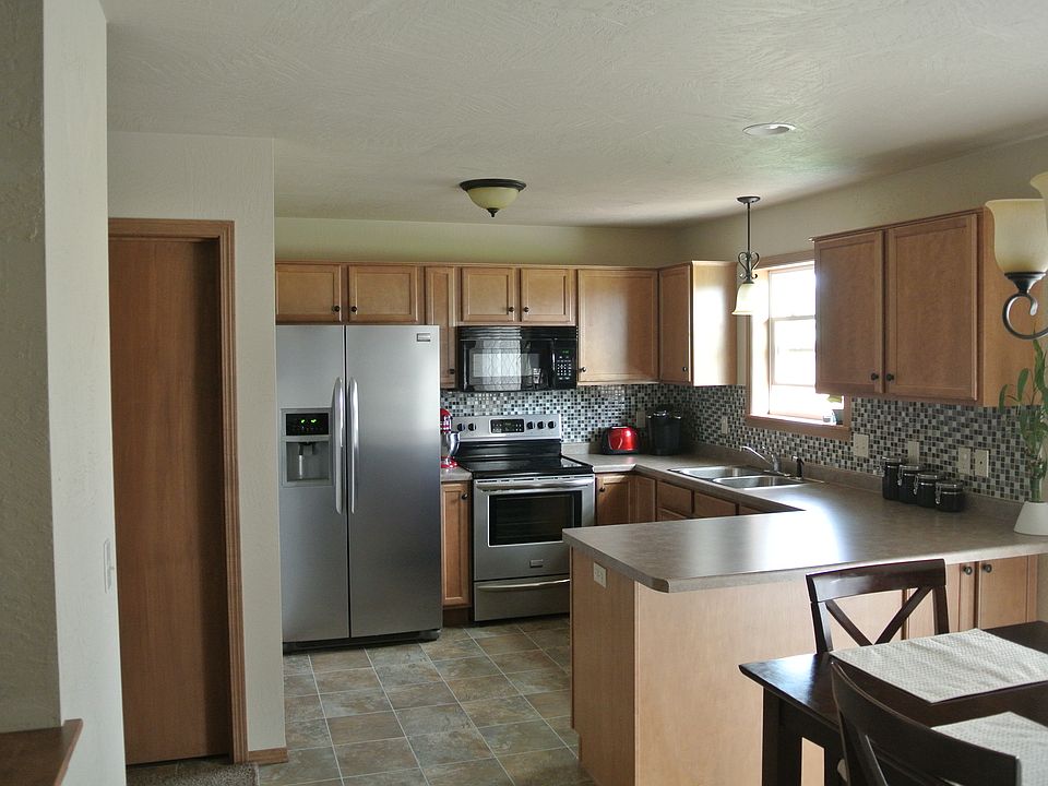 2nd image of 1451 Marie Dr