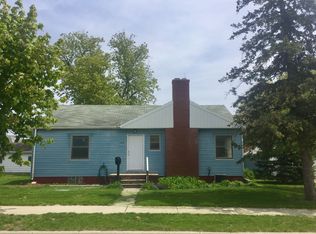 303 Taylor St, Bay City, MI 48708