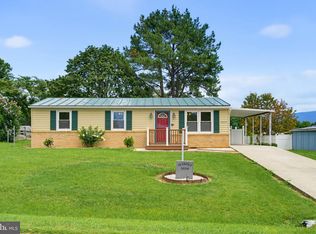 5834 Broad St, Mount Jackson, VA 22842