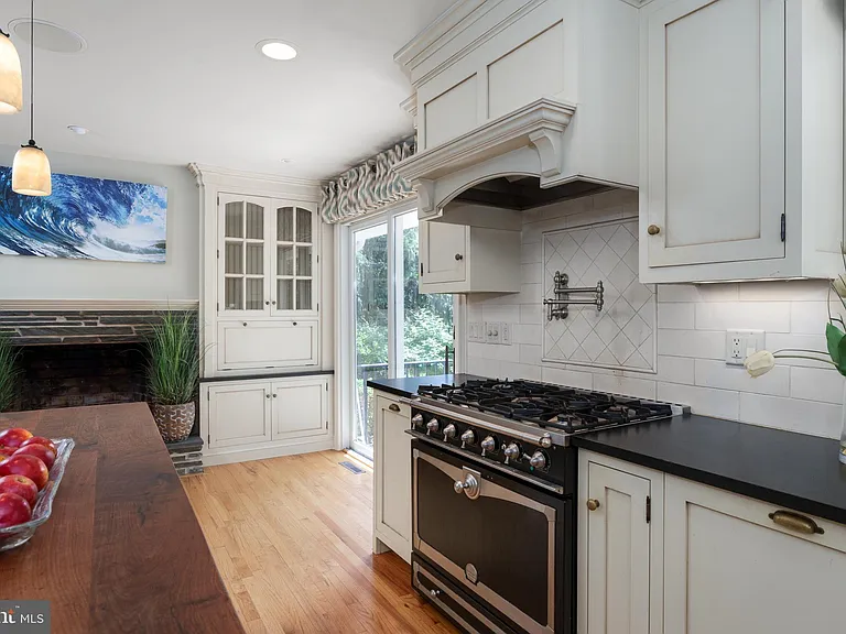 141 Hun Rd — Photo 17