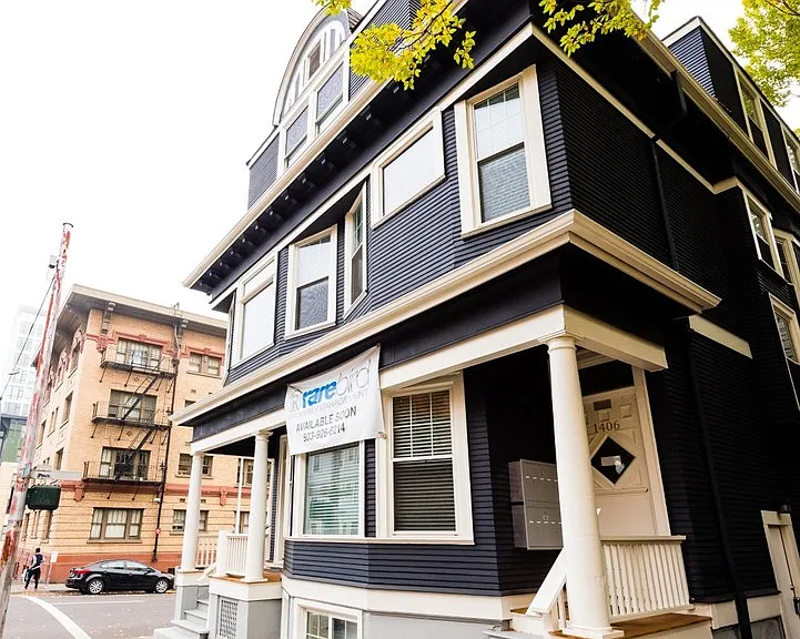 1402-1406 SW 12th Ave — Photo 11