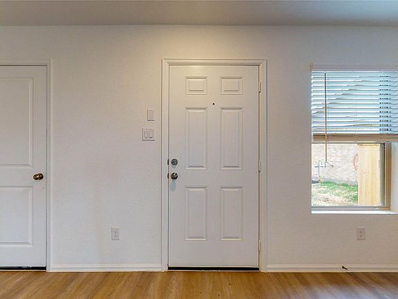 5th image of 26923 Wilderye Cove Ln