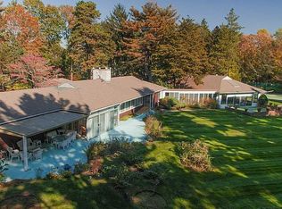 246 Rumstick Rd, Barrington, RI 02806