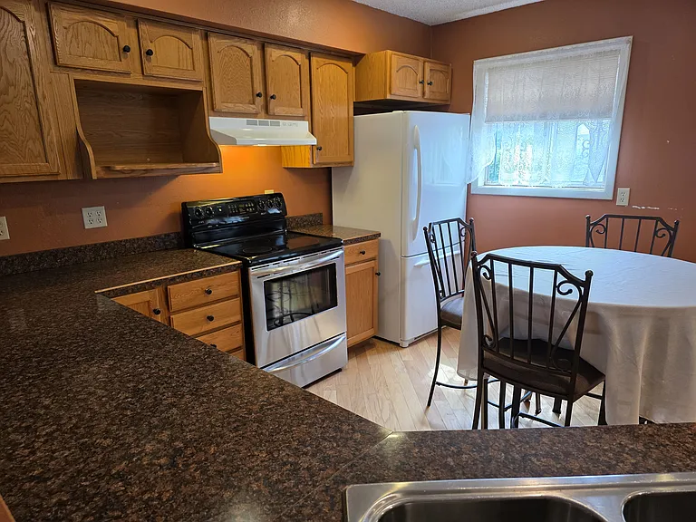 904 Avenida Del Sumbre — Photo 8