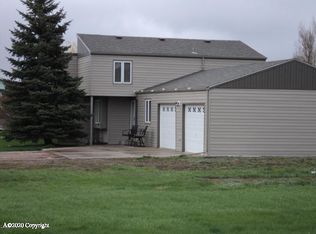 7005 Streamside Dr, Gillette, WY 82718