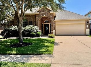 19730 Kendall Lake Dr, Richmond, TX 77407
