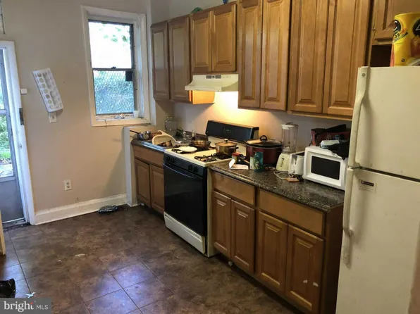 2528 Francis St, Baltimore, MD 21217