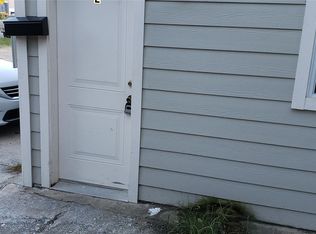 302 71st St #2, Houston, TX 77011