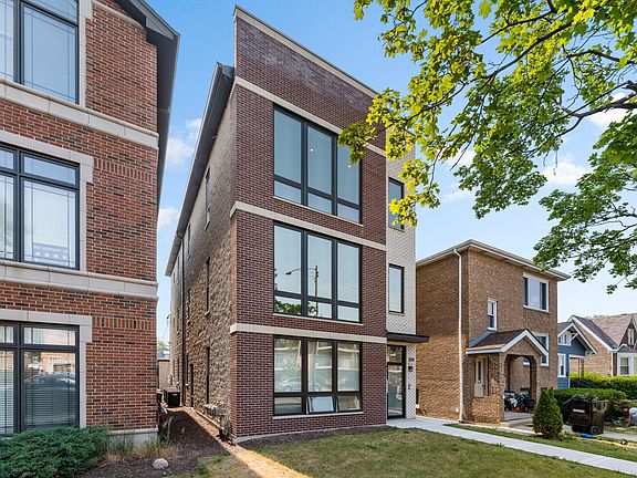 2nd image of 11138 S Kedzie Ave Unit 3