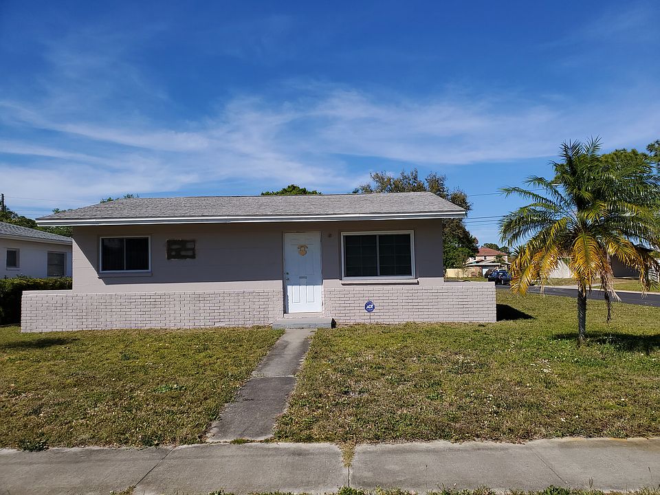 1st image of 801 90th Ave N