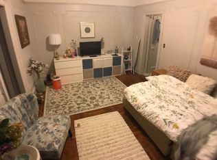 2526 42nd St APT 2D, Astoria, NY 11103