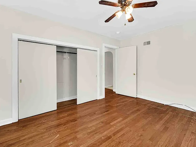 502 Peale St — Photo 9