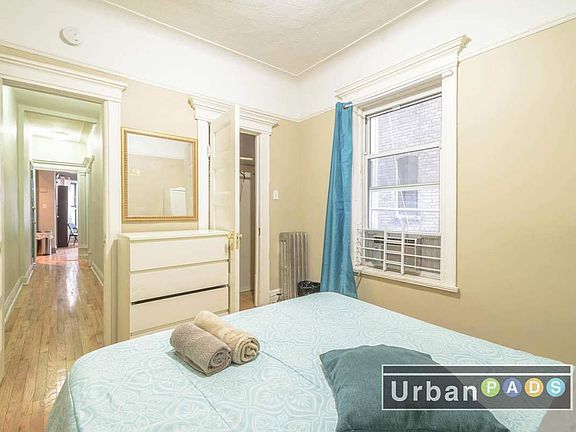 3rd image of 1302 Pacific St APT 3B