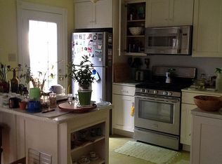 304 Penn St, Riverton, NJ 08077