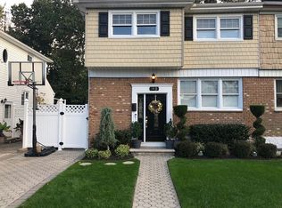 92 Wilson Ave, Staten Island, NY 10308