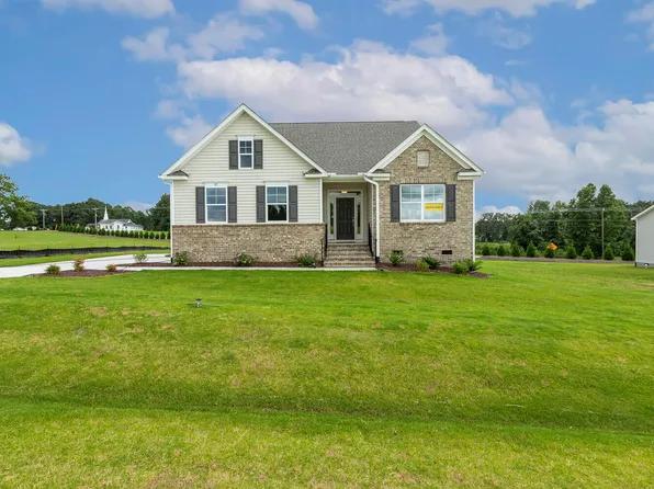 93 Ausban Ridge Ln, Four Oaks, NC 27524