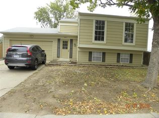 19017 E 21st Cir, Aurora, CO 80011