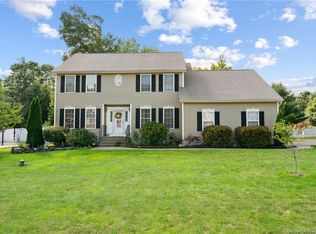 3 Andersen Ln, Oakdale, CT 06370
