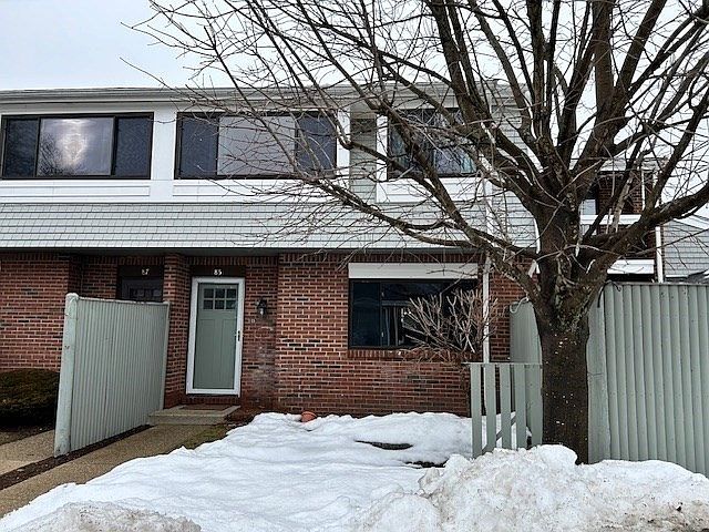1st image of 85 Rosewood Dr #28-1