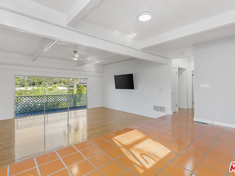 3352 Oak Glen Dr — Photo 5