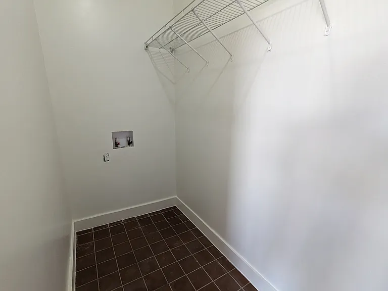 804 Canal St — Photo 12