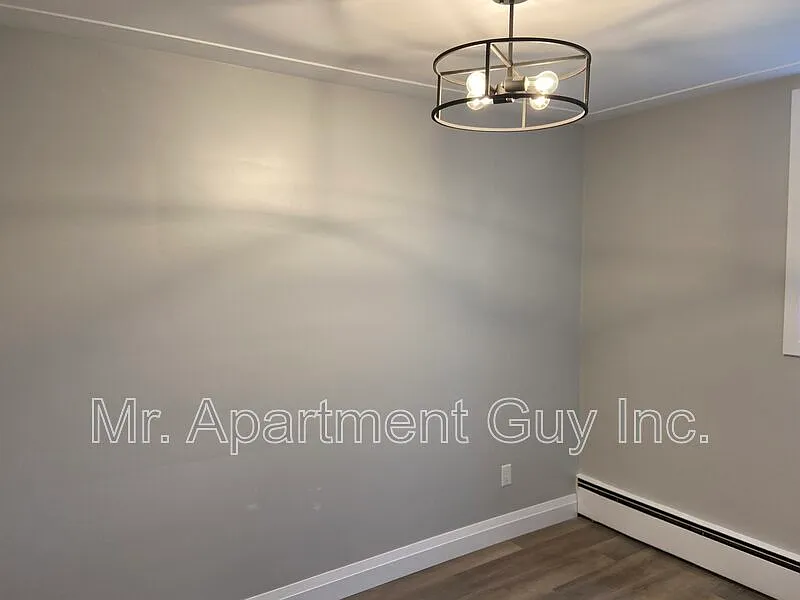 2 bed, 1.0 bath, $1,745 — Photo 4