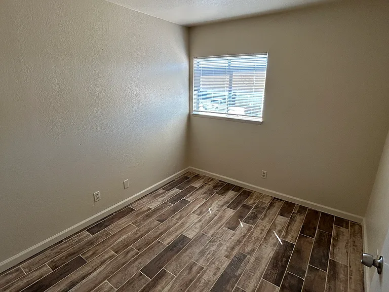 1200 Oak Ave #C — Photo 14