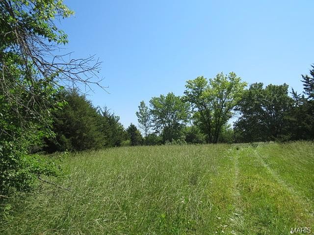 2nd image of 2480 Carter Rd