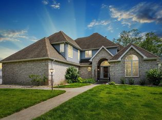 1747 Thrush Dr, Waterloo, IA 50701